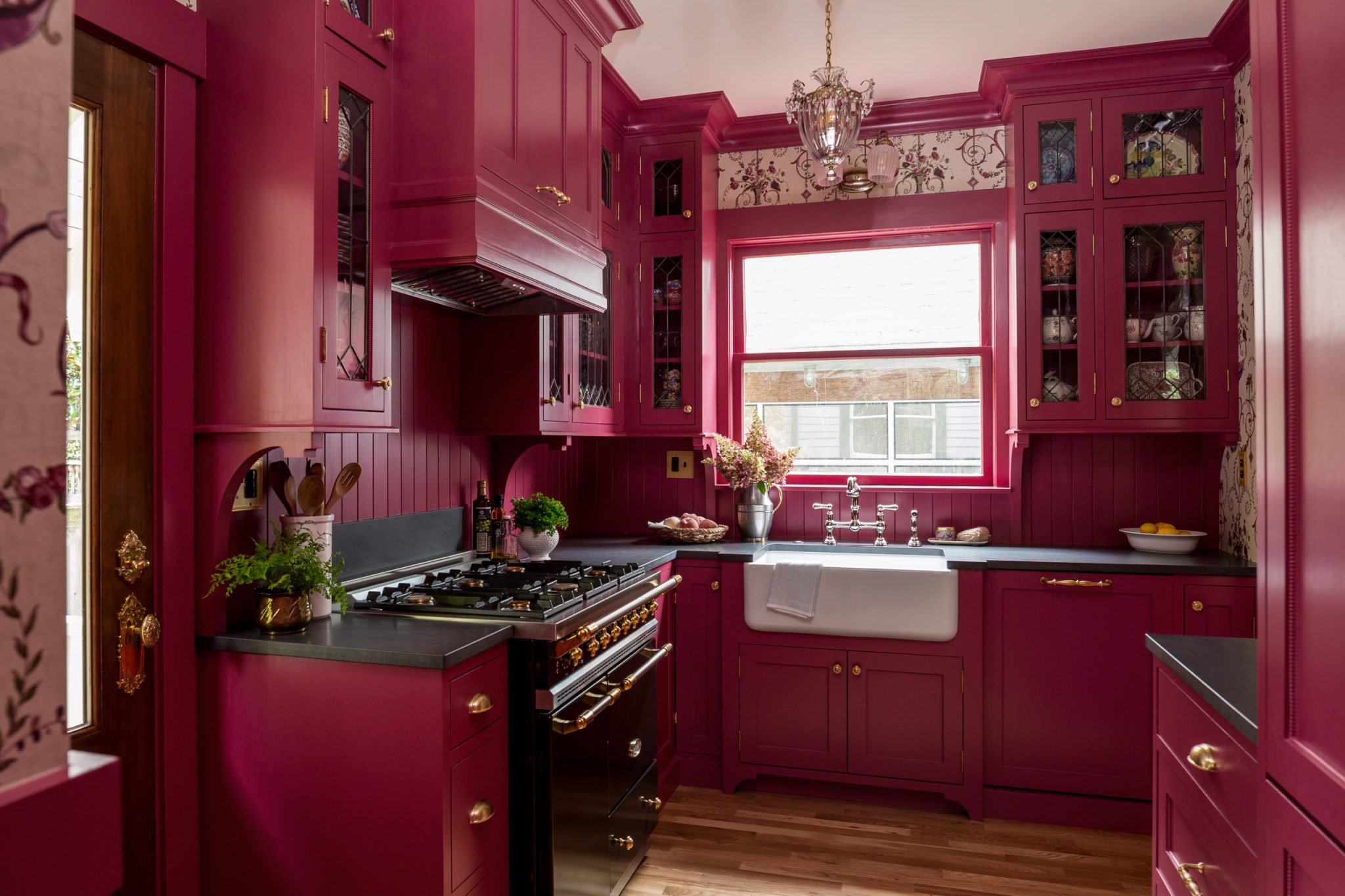 12 Pink Paint Colors For Your Kitchen Cabinets That Are Inspirational