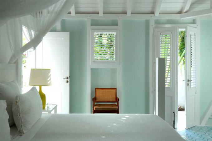 Aqua Paint Color For Living Room