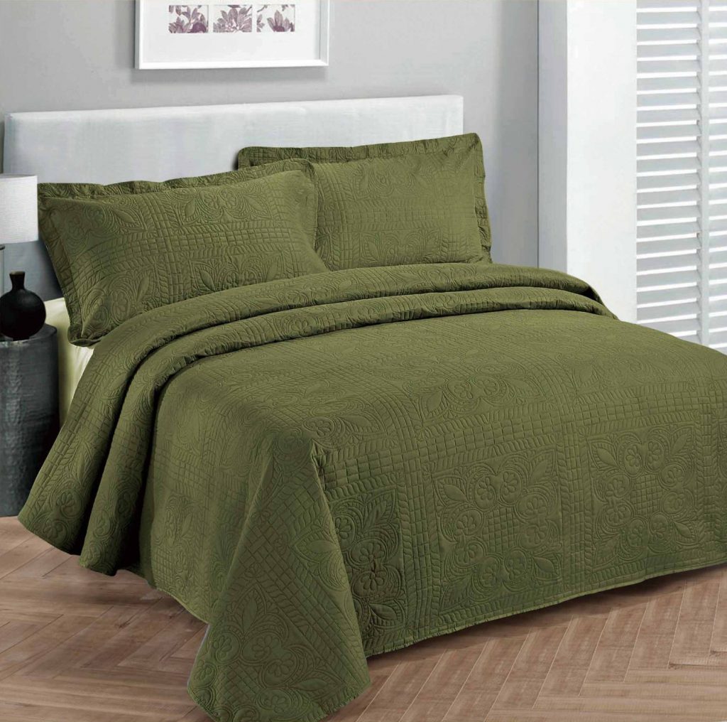 olive-green-bedspread-interiors-by-color