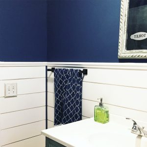 Van Deusen Blue by Benjamin Moore Bathroom Walls