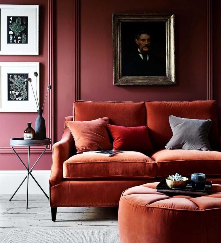 Red Living Room Red Walls And Red Velvet Sofa 768x844 