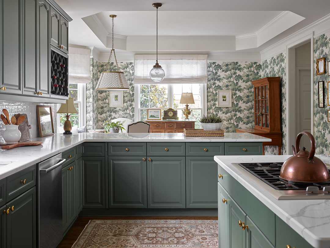 Sage green kitchen Ideas – how to introduce this season's stand