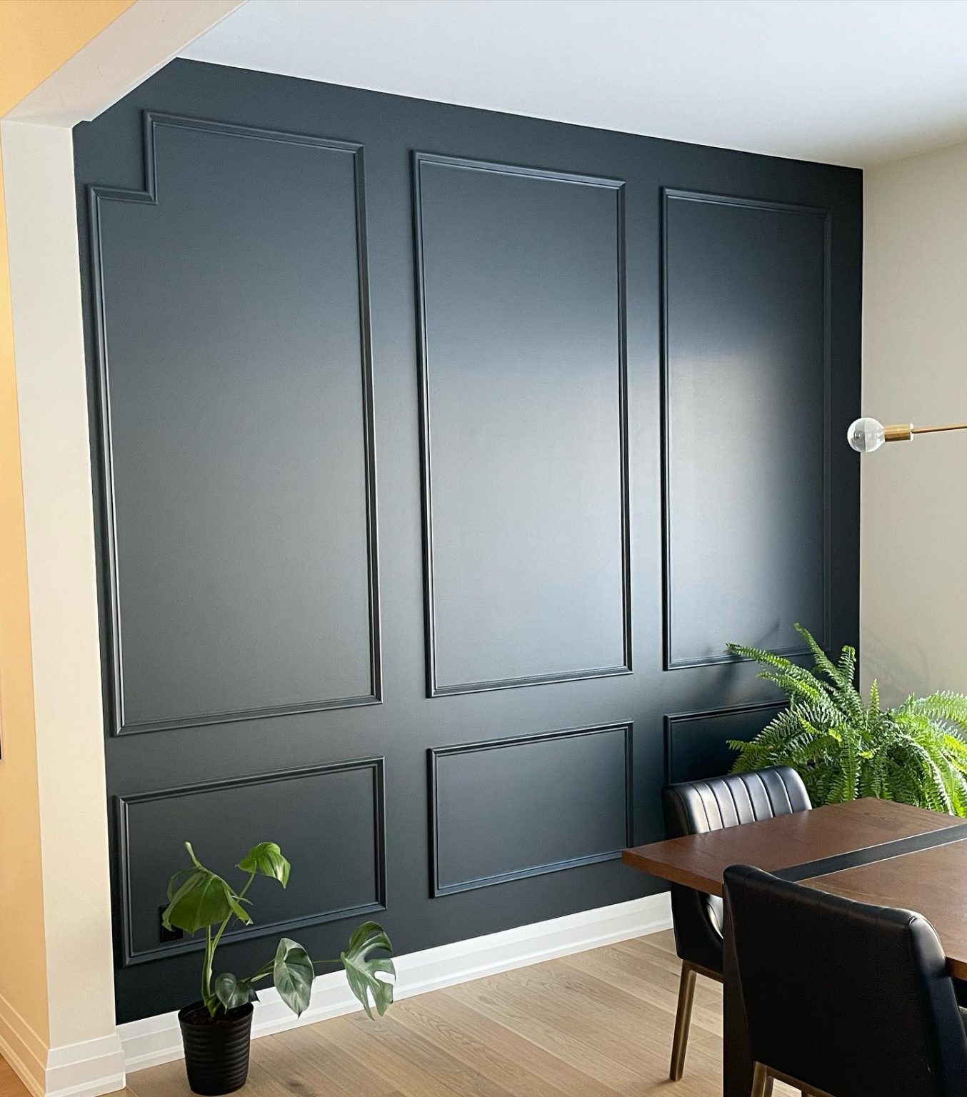 Benjamin Moore Midnight - Interiors By Color